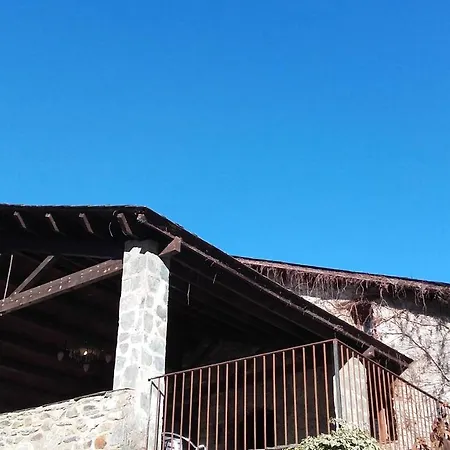 Cal Sadurní Casa rural Planoles (Planolas)